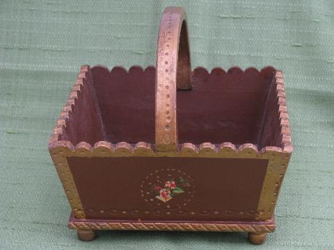 photo of old roses vintage painted wood basket, carved scalloped lace border #2