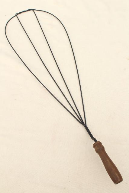 photo of old rug beater w/ wood handle wire paddle, vintage country farmhouse primitive #3