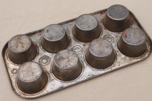 photo of old rusty steel muffin tins, primitive rustic country vintage kitchen baking pans #7