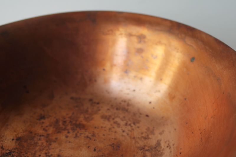 photo of old solid copper bowl w/ tarnished patina, vintage farmhouse kitchen decor #8