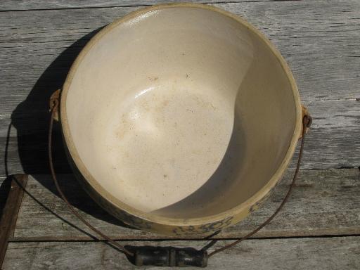 photo of old spongeware bowl, salt glazed stoneware crock w/ wire bail and wood handle #5