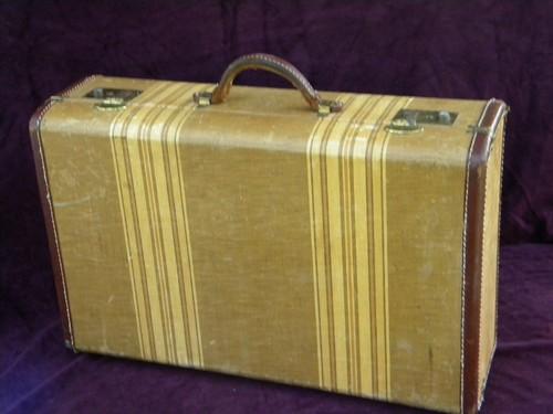 photo of old suitcase or luggage w/leather handle 1920s/1930s vintage #1