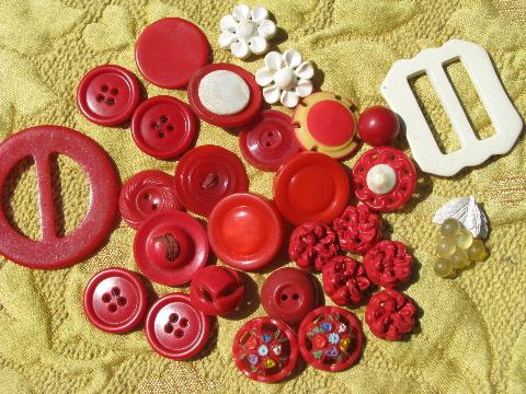 photo of old toffee tin full of vintage bakelite and plastic buttons and buckles #3