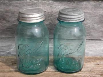 catalog photo of old vintage blue glass canning jars w/lids, Ball Perfect Mason lot of 2