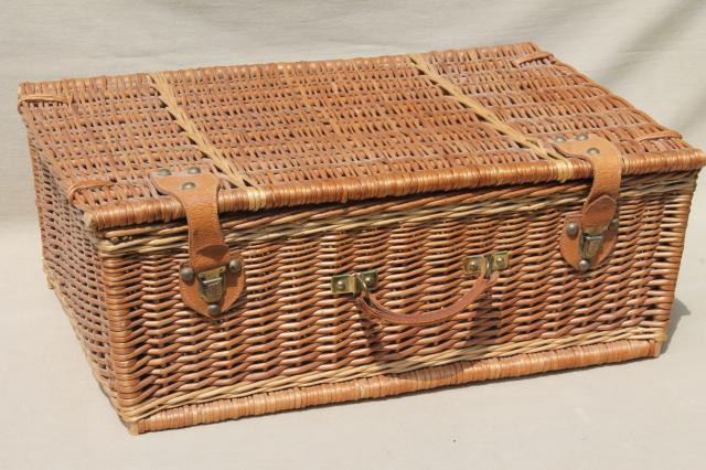 photo of old wicker picnic basket, suitcase type vintage picnic hamper w/ leather handle #1