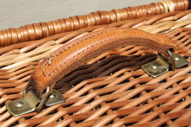 photo of old wicker picnic basket, suitcase type vintage picnic hamper w/ leather handle #2