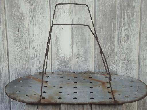 photo of old wire handle metal rack to hold canning jars in vintage wash boiler tub #2