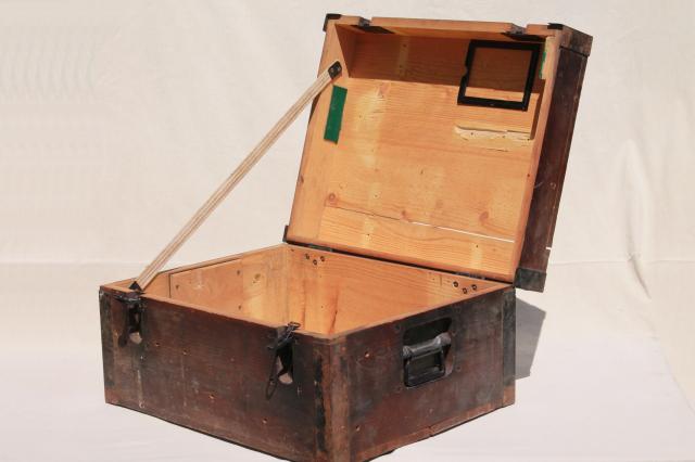photo of old wood carpenter's tool box, primitive chest packing case for machinist's tools, WWII vintage #6