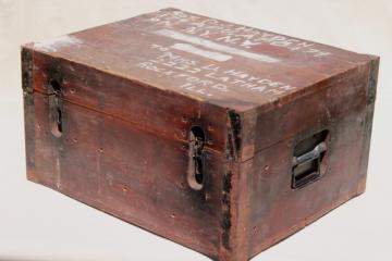 catalog photo of old wood carpenter's tool box, primitive chest packing case for machinist's tools, WWII vintage