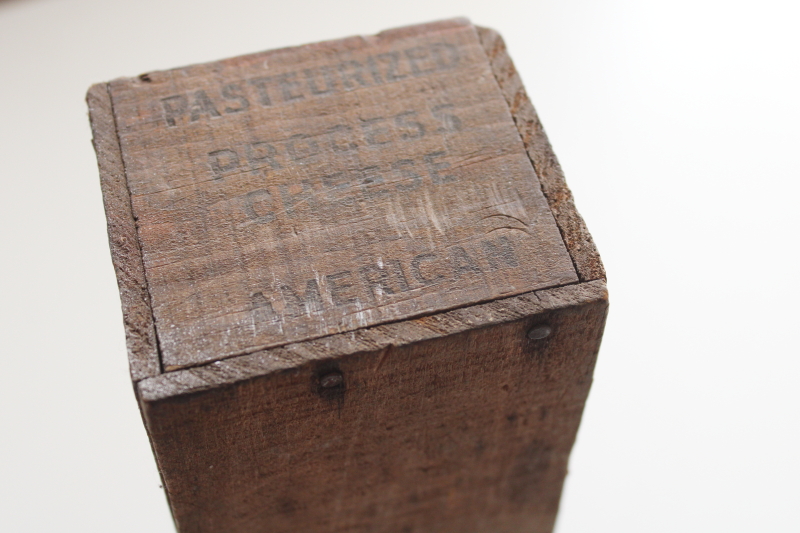 photo of old wood cheese box Mel O Bit vintage A&P grocery advertising graphics wooden crate #3