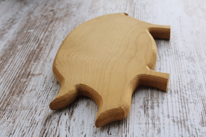 photo of old wood pig cutting board, handmade vintage farm kitchen decor, rustic farmhouse style  #7