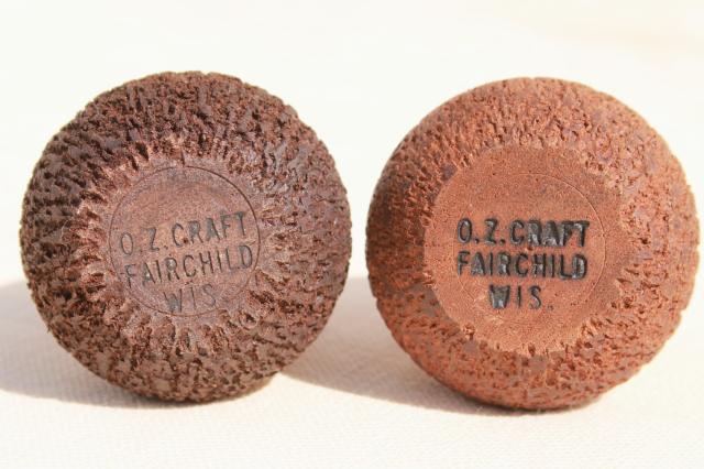 photo of old wooden acorns S&P shakers,  hand-crafted walnut wood acorn salt and pepper #4