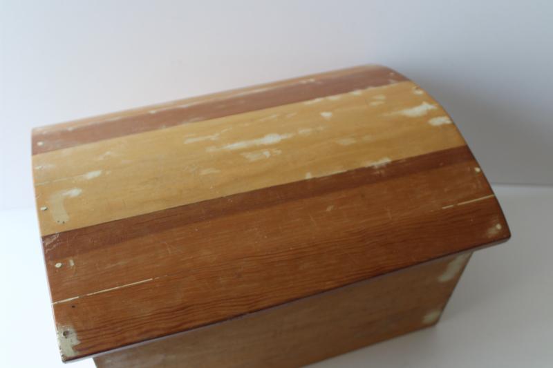 photo of old wooden sewing box, doll size vintage wood dome top trunk w/ till #14