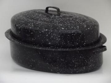 catalog photo of old-fashioned graniteware turkey roaster, large chicken roasting pan