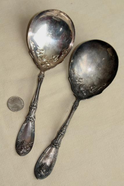 photo of ornate antique silver plate flatware, 1910 vintage La Concorde grapes pattern silverware #4