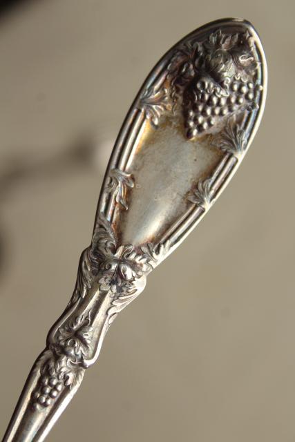 photo of ornate antique silver plate flatware, 1910 vintage La Concorde grapes pattern silverware #10