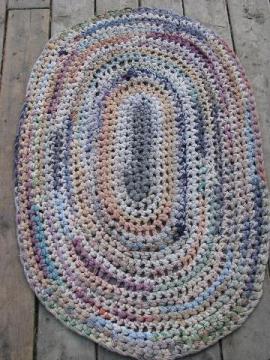 catalog photo of oval vintage 1950's cotton rag rug, hand-crocheted
