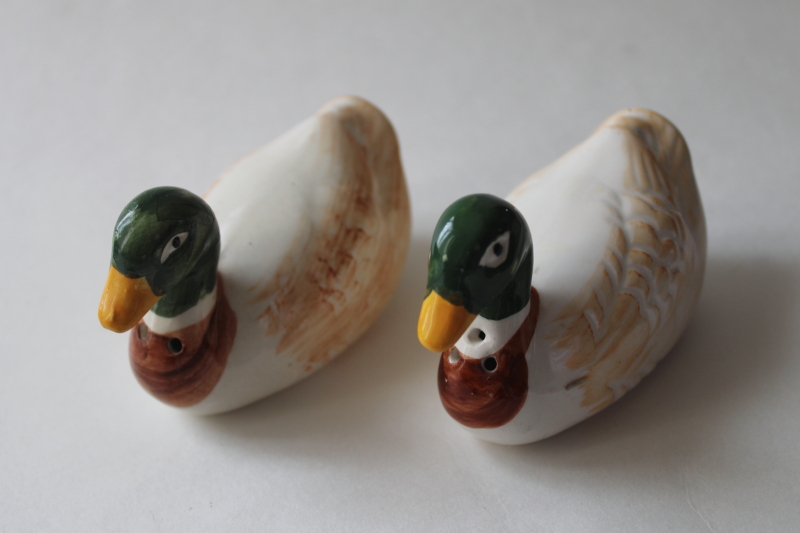 photo of pair mallard ducks S&P vintage hand painted ceramic salt and pepper shakers  #5