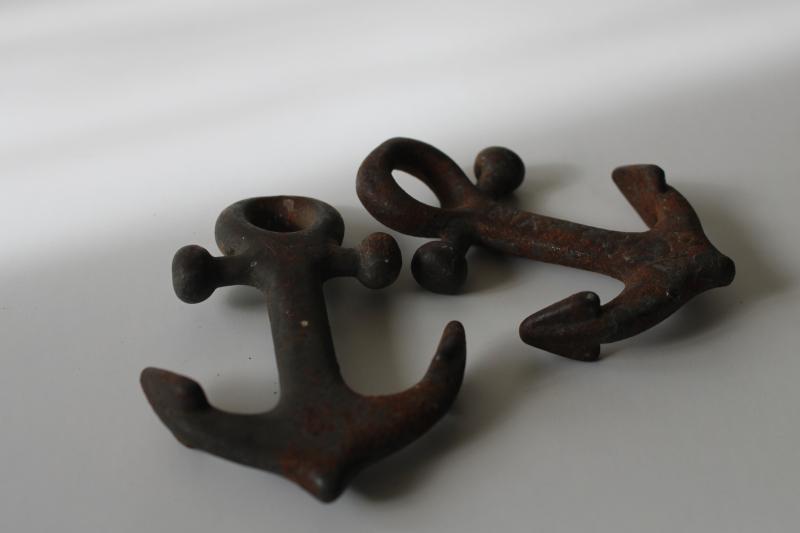 photo of pair of antique cast iron hammock anchors w/ 1880s patent date, tiny ship anchor shape #2