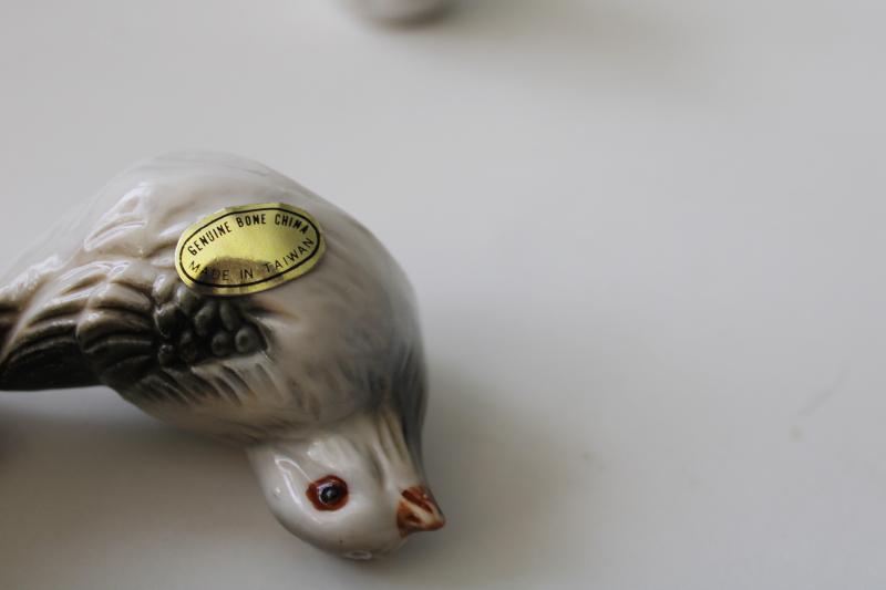 photo of pair of bone china birds, brown sparrows S&P shakers set 80s vintage Taiwan label #2