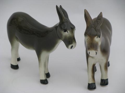 photo of pair of gentle mules, vintage studio pottery figurines, California ceramics? #1