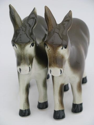 photo of pair of gentle mules, vintage studio pottery figurines, California ceramics? #3