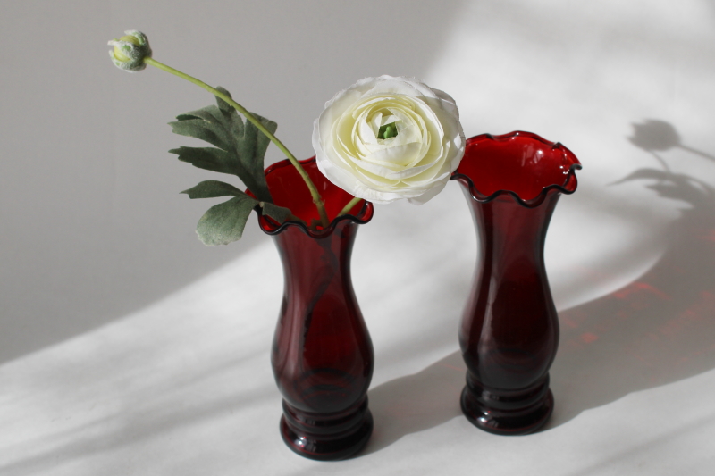 photo of pair of little glass bud vases, vintage Anchor Hocking royal ruby red glass  #4