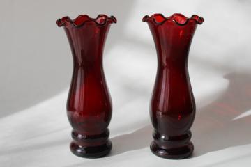 catalog photo of pair of little glass bud vases, vintage Anchor Hocking royal ruby red glass 