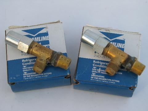 photo of pair of new-old-stock Streamline/Mueller packed angle valves, A-13186 #1