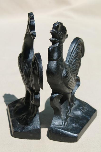 photo of pair of vintage cast iron roosters bookends, bantam rooster book ends set #4