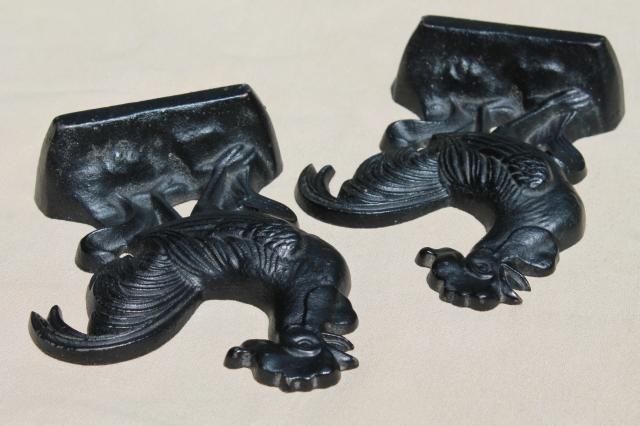 photo of pair of vintage cast iron roosters bookends, bantam rooster book ends set #7