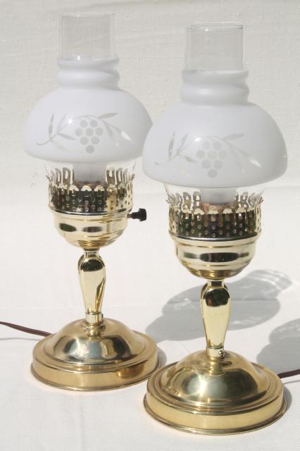 photo of pair of vintage convertible table lamps, changes to pin up lamp wall sconce lights #1