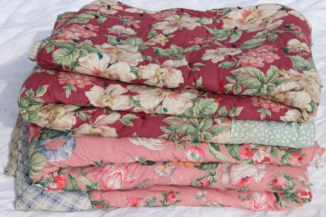 photo of pair vintage floral print whole cloth quilts, soft puffy wool filled cotton comforters #1