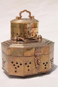 catalog photo of pierced brass cricket boxes, vintage China or India brass boxes, tiny treasure chests