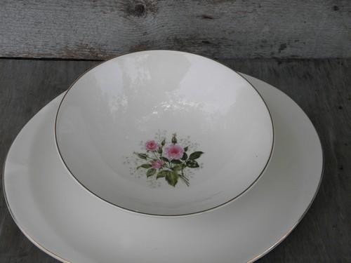 photo of pink roses & baby's breath, 40s vintage Canonsburg china serving pcs #2