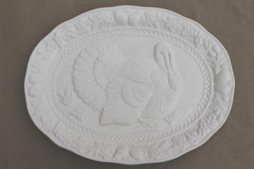 catalog photo of plain white Thanksgiving turkey platter w/ embossed turkey antique creamware style