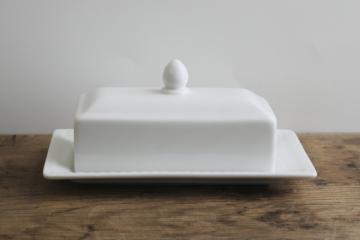 catalog photo of plain white china covered butter dish, MSE Martha Stewart Everyday ironstone style acorn pattern