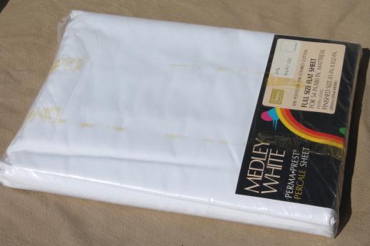 photo of plain white easy care cotton poly blend sheets & pillowcases, vintage bed linens lot #6