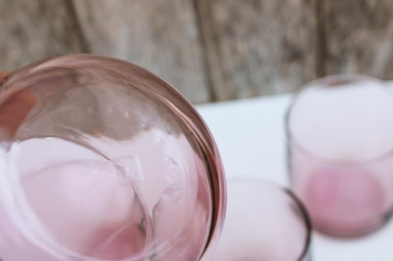 photo of plum pink smoky lavender glass lowballs drinking glasses, vintage Anchor Hocking glassware #2