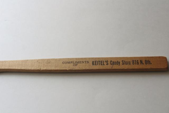 photo of primitive antique fly swatter, window screen wire w/ wood handle candy store funeral furniture #4