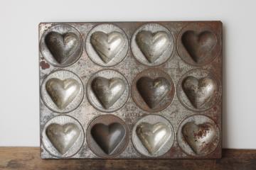 catalog photo of primitive antique metal cupcake pan, mini heart shape cake mold rusty crusty vintage 