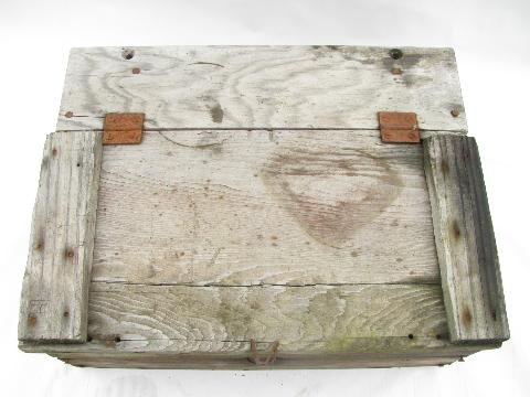 photo of primitive antique vintage wood farm tool box, original old wire latch #2