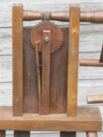 photo of primitive antique wood yarn skein winder w/ mortis & tenon joints #3