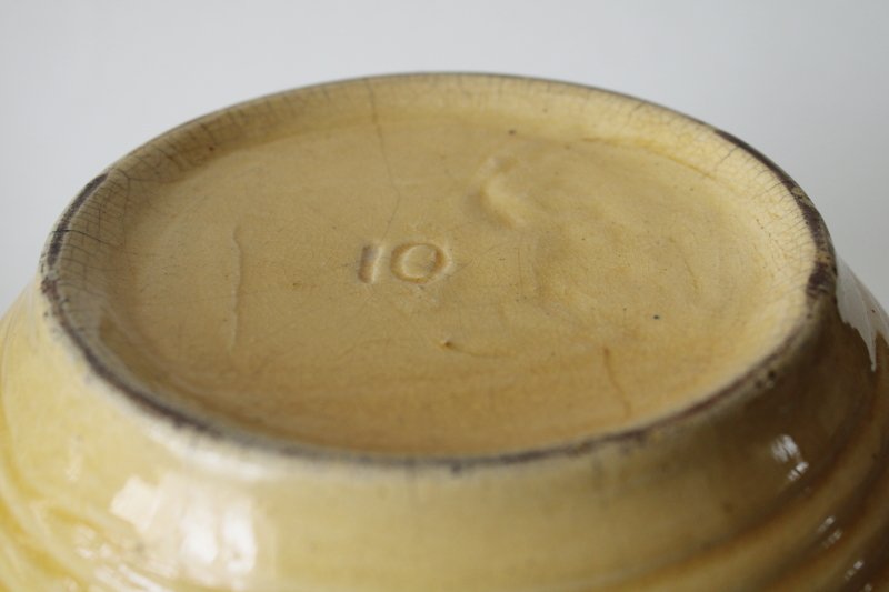 photo of primitive antique yellow ware pottery, beehive shape large mixing bowl early 1900s vintage  #7