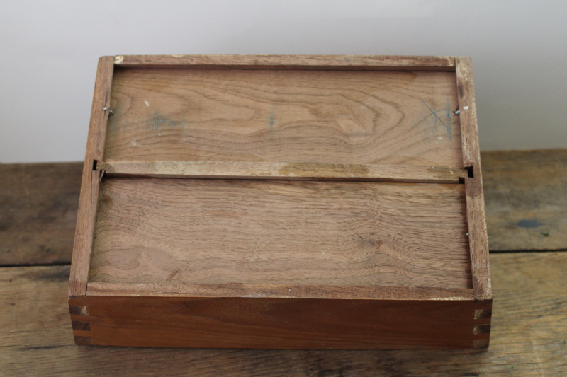 photo of primitive heart handled wood utensil box, vintage dovetailed tote natural scrubbed wood  #8