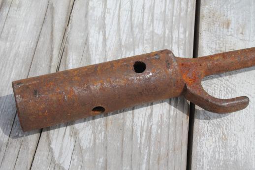 photo of primitive iron tobacco pole, rusty iron farm tool for handling drying tobacco  #5