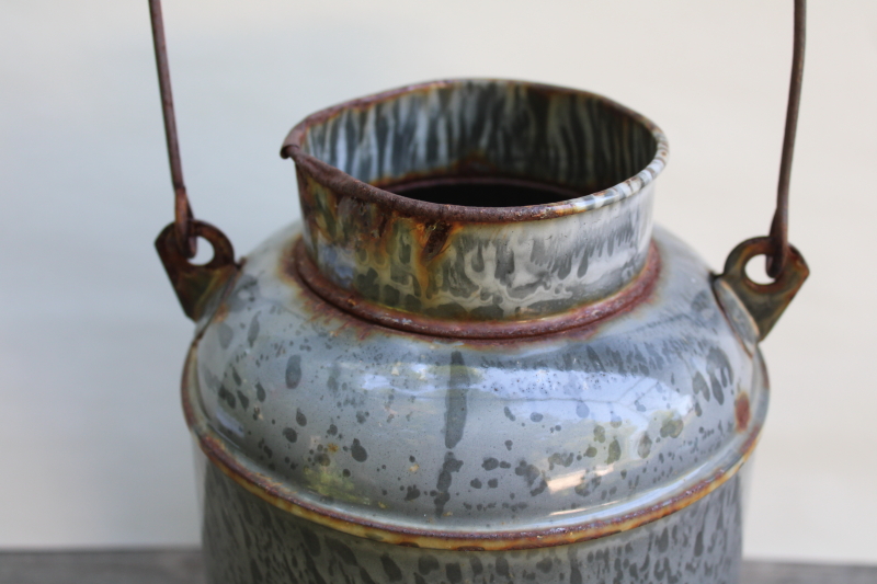 photo of primitive old antique grey graniteware enamel lunch bucket or cream can w/ wire bail handle  #3