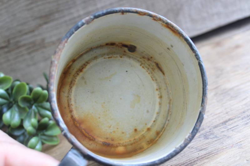 photo of primitive old blue & white spatterware enamel ware cup, farmhouse style planter pot #3