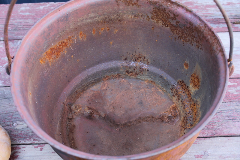 photo of primitive old cast iron pot, rounded bottom hanging kettle witch's cauldron vintage  #3