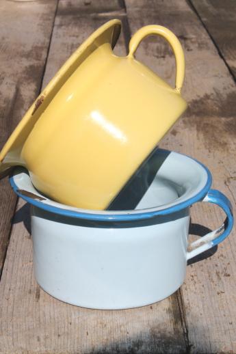 photo of primitive old enamelware baby potty lot, small chamber pot in blue & one in yellow #1